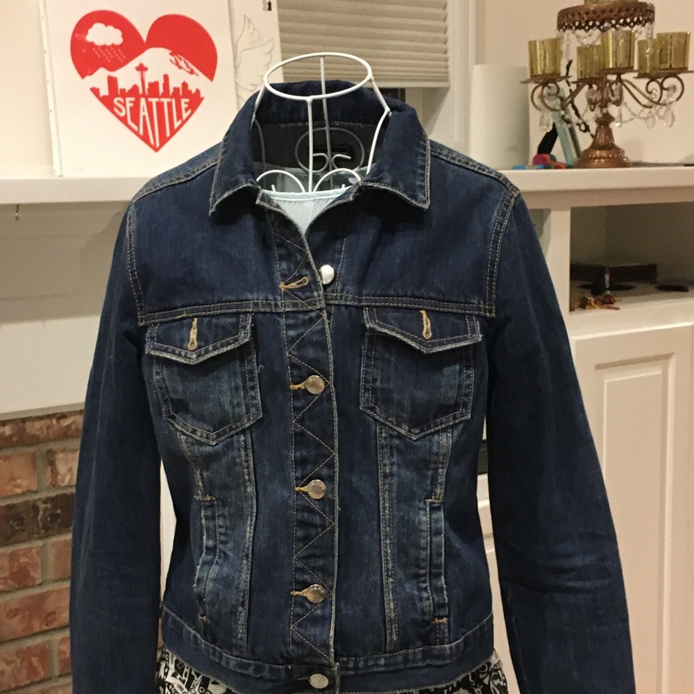 Denim jacket - Picture 2 of 3